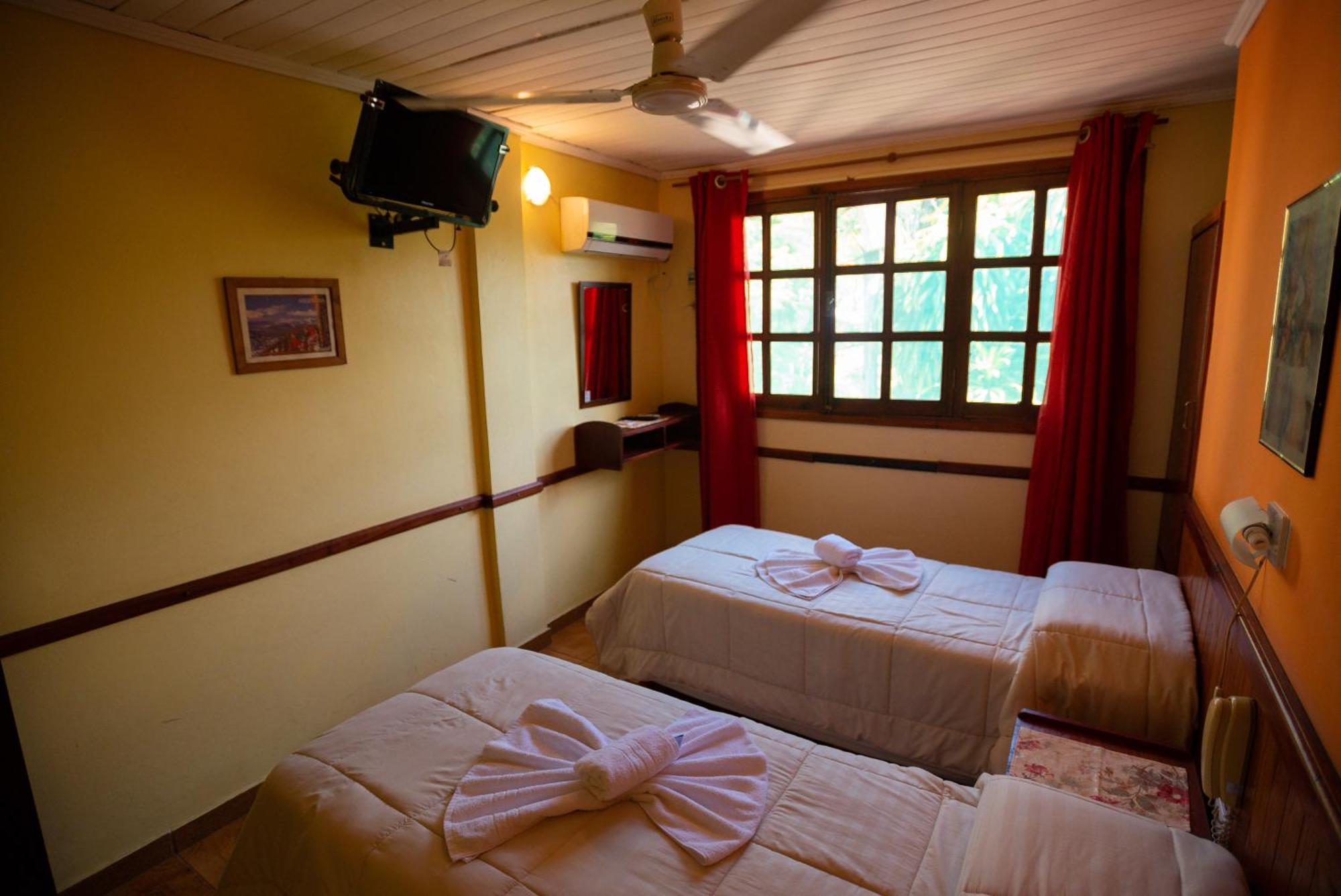 Hosteria Los Helechos Puerto Iguazú Eksteriør bilde