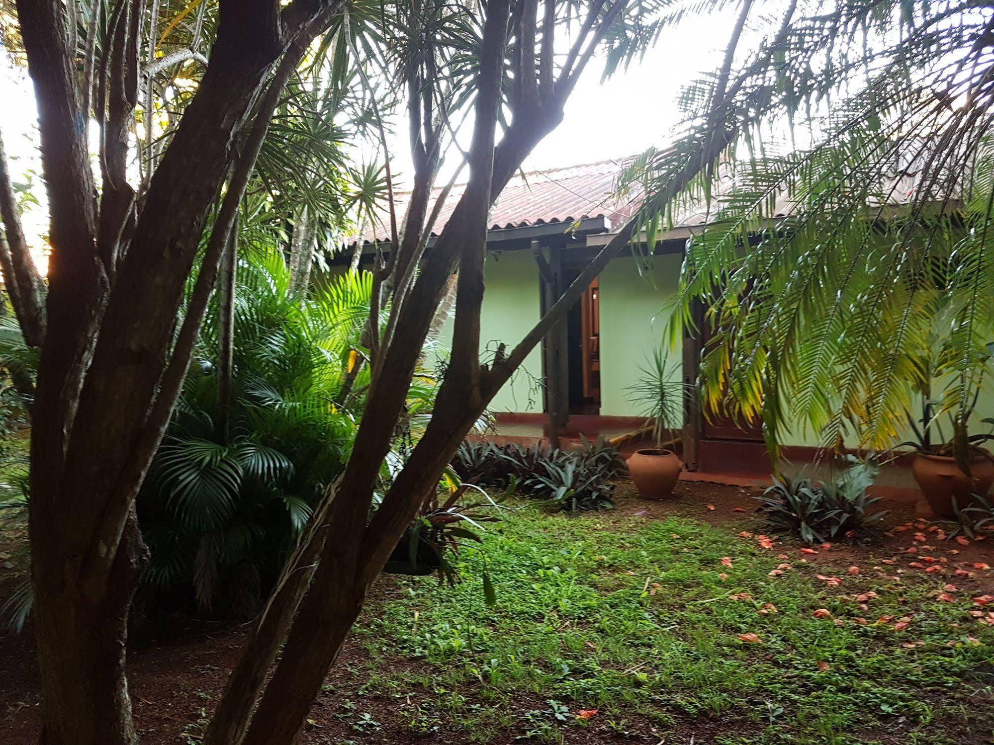 Hosteria Los Helechos Puerto Iguazú Eksteriør bilde